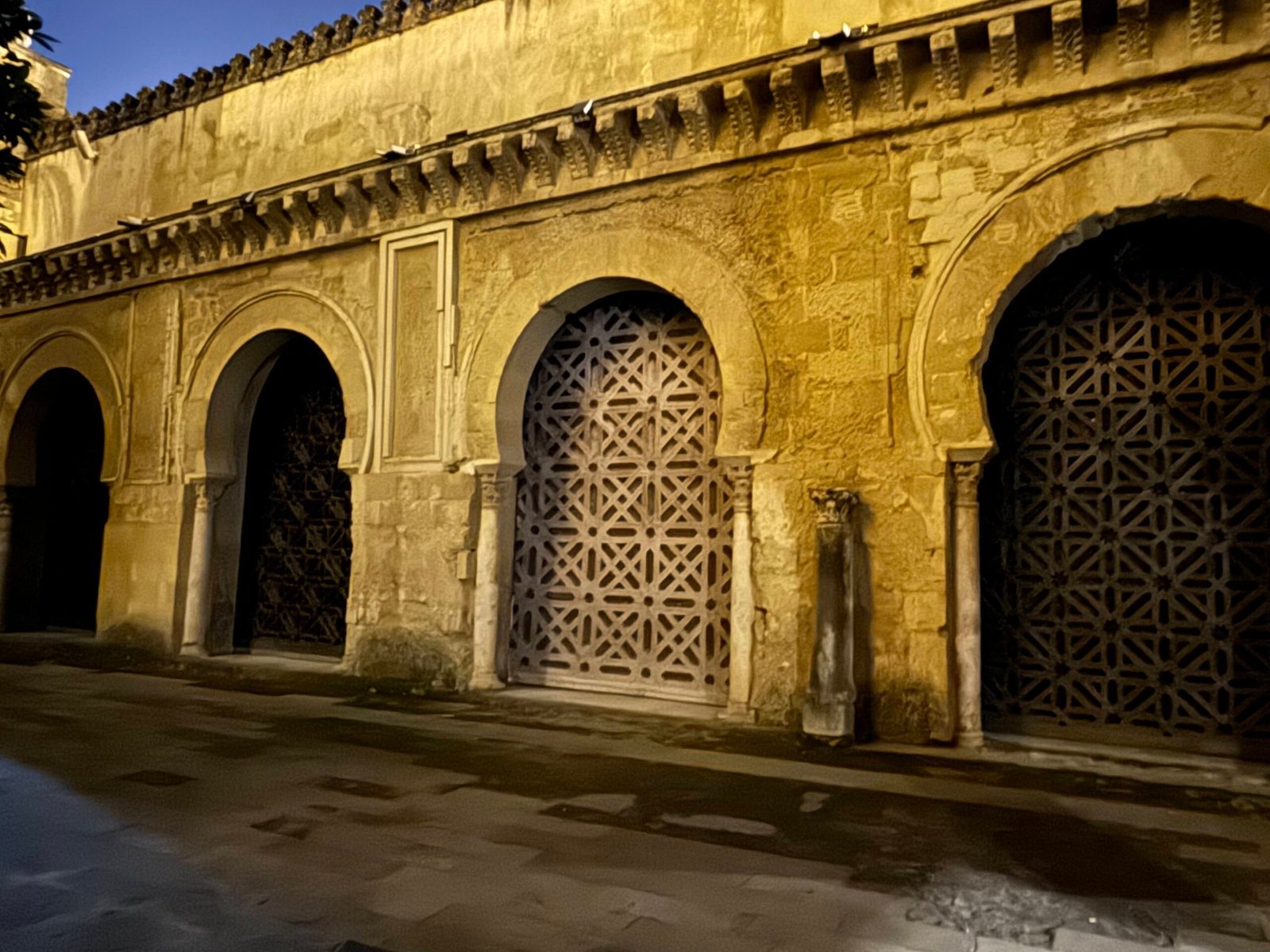 IMG_0095 puerta de la mezquita de córdoba