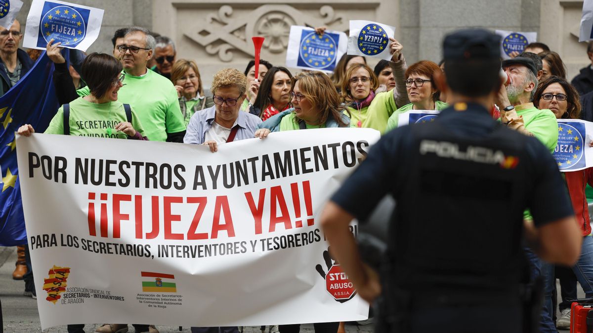 Funcionarios interinos